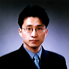 김희웅