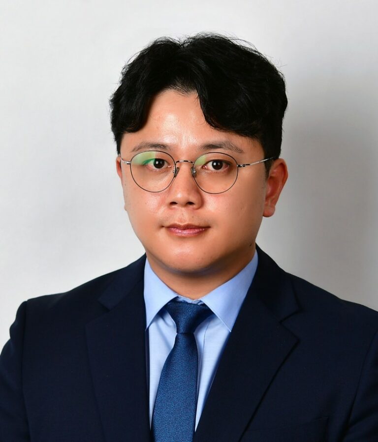최재필