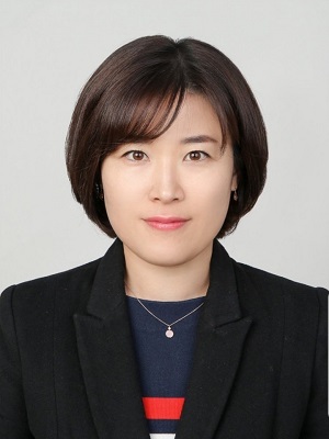 김진아