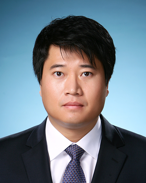 김영일
