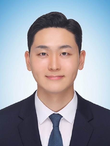윤웅성