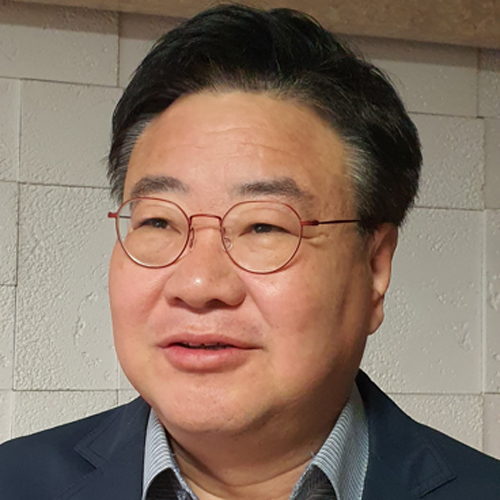 김화균