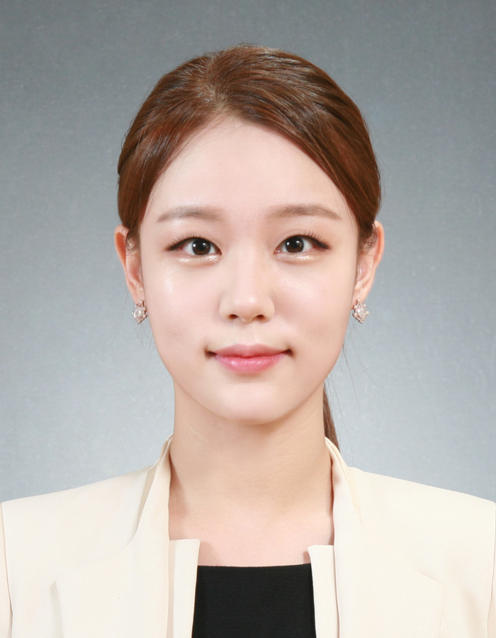 김다현