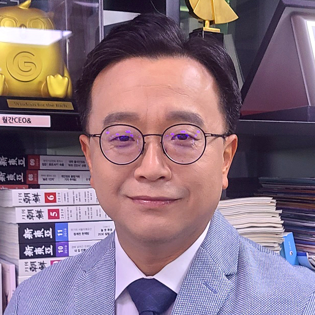 윤진섭