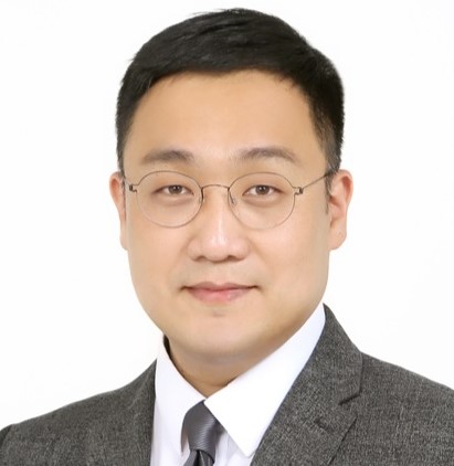 김기정