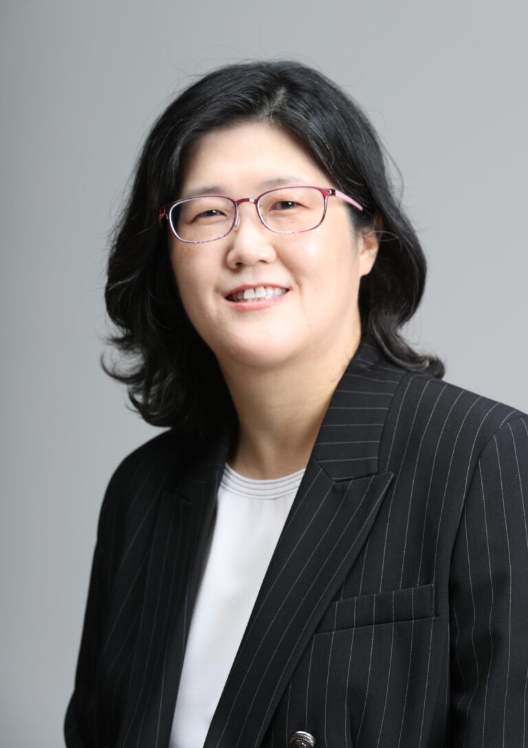 김민아