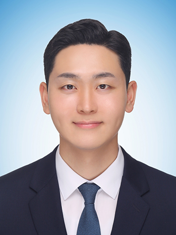 윤웅성