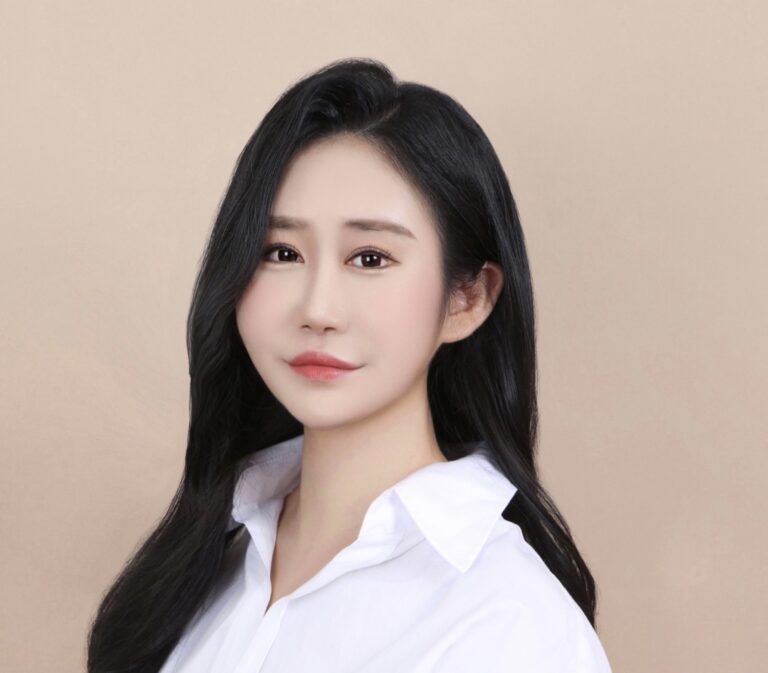 박나은