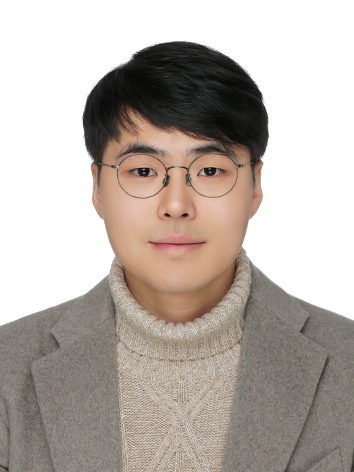 장근욱