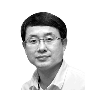 김방현