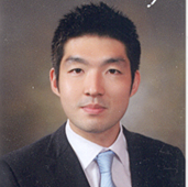 김우섭