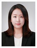 조민아