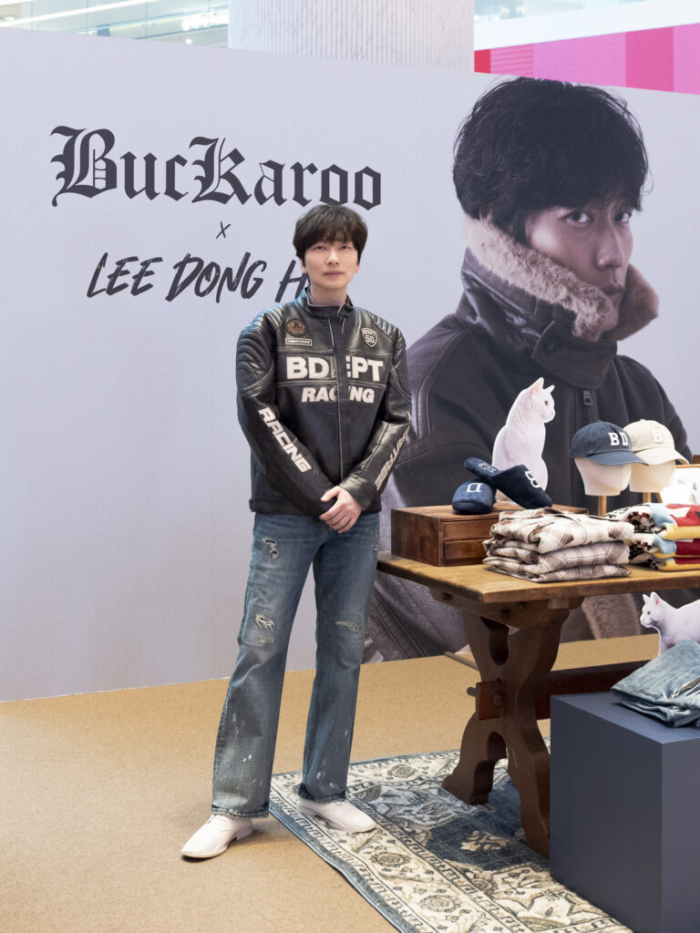 버커루, 이동휘와 26FW 콜라보 컬렉션 출시, ‘코위찬 가디건’ 완판…리오더 진행